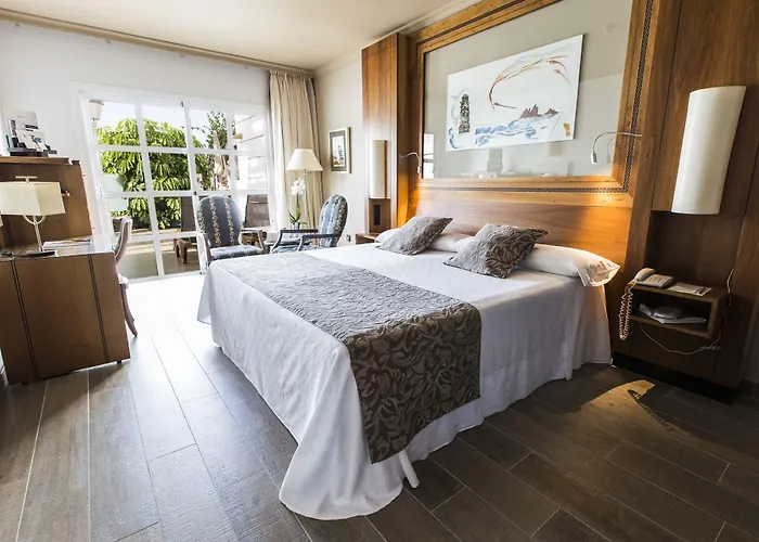 Adrian Jardines De Nivaria Costa Adeje (Tenerife)