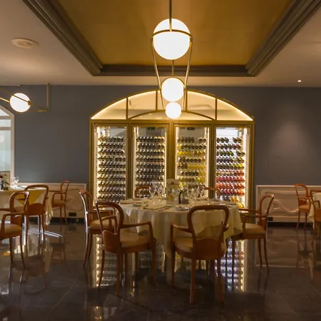 أدريان هوتيلز جاردينز دي نيفاريا فندق أذيخي