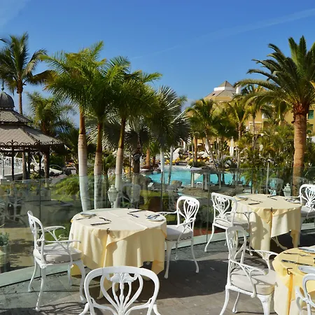 أدريان هوتيلز جاردينز دي نيفاريا 5*