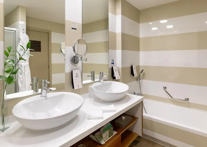 Adrian Jardines De Nivaria Hotel 5*