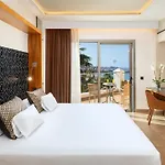 ホテル ハルディネス デ ニヴァリア 5*
