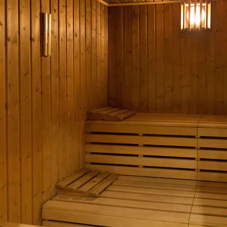 Adrian Jardines De Nivaria