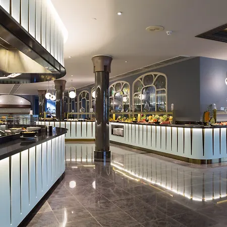 Adrian Jardines De Nivaria