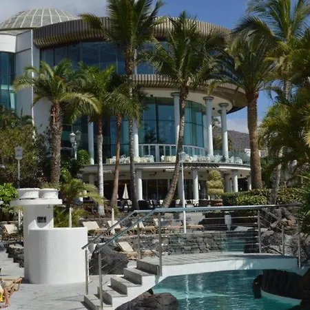 Adrián Jardines De Nivaria Hotel 5*