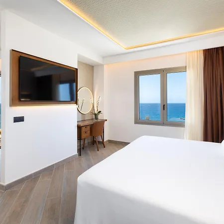 Adrián Jardines De Nivaria Hotel 5*