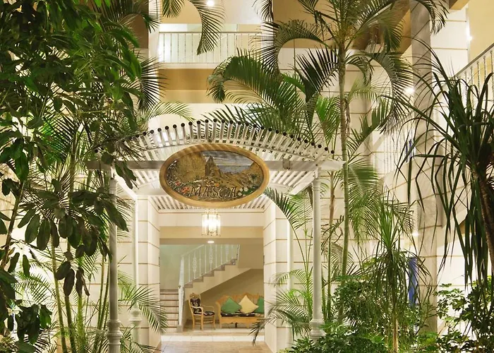 Adrian Jardines De Nivaria Costa Adeje (Tenerife)