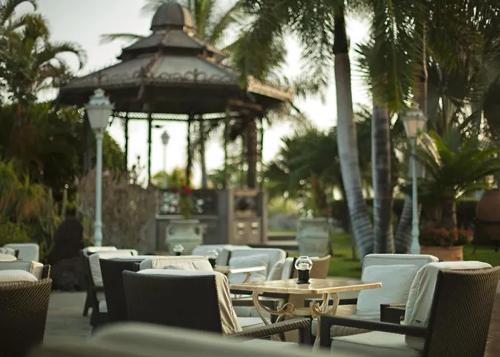 Adrian Jardines De Nivaria