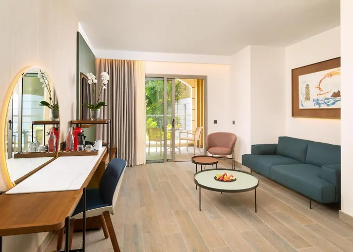 Adrián Jardines De Nivaria 5*